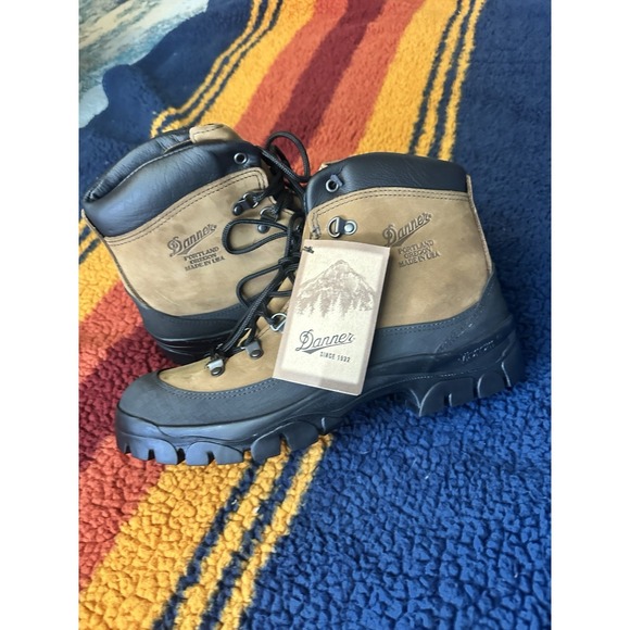 DS NWOB Danner Made In USA Combat Hiker 43513x Leather Boots Size 11 New Vibram